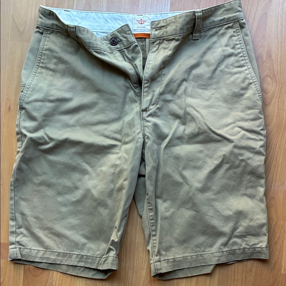 Dockers Men's Khaki Flat Front Shorts